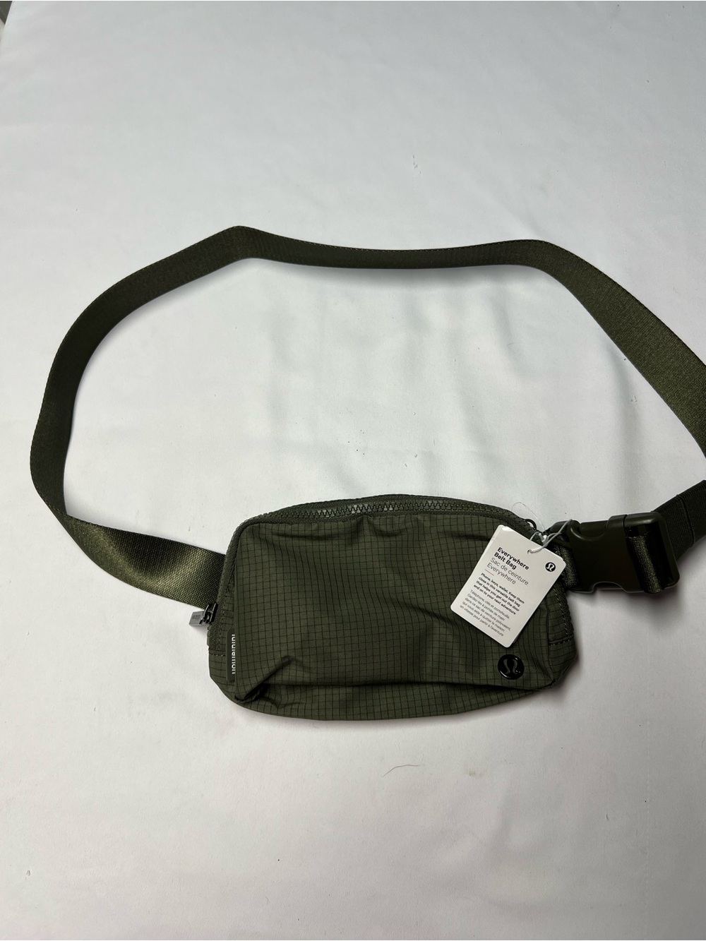 lululemon everywhere belt bag Green NWT